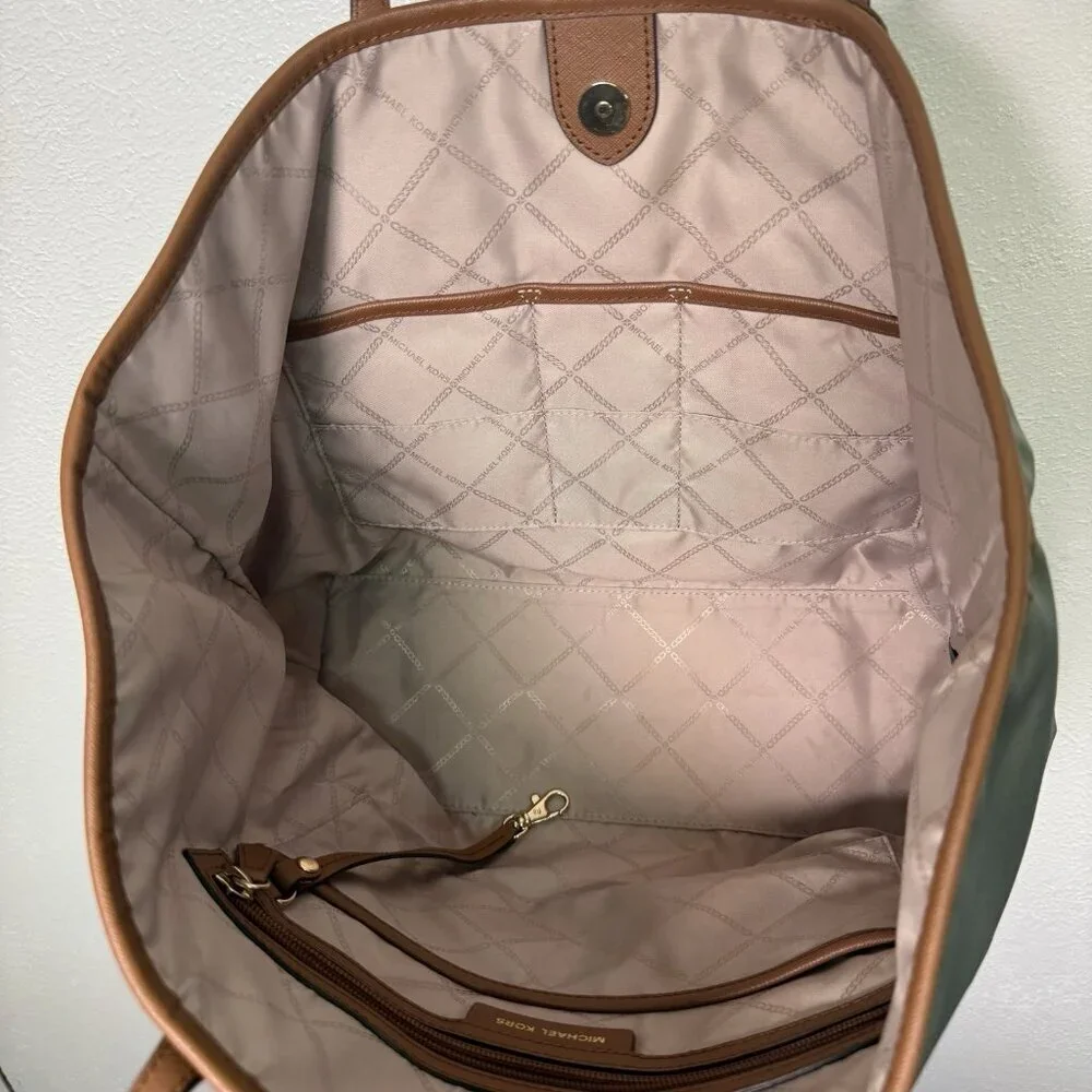 Michael Kors Eva Large Nylon Leather Tote Wh Match Pouch Army Green Timeless - Picture 5 of 16